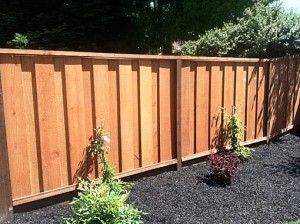 PICTURE FRAME BOARD-ON-BOARD Redwood Fencing