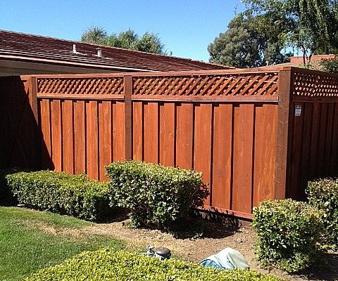 PRIVACY LATTICE REDWOOD FENCING