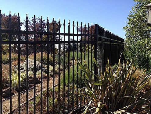 spear top commercial grade iron fence
