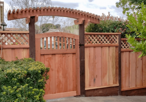 single gate with arch trellis website 2