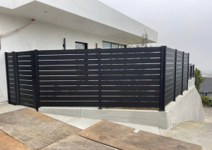 outdoor aluminum fencing